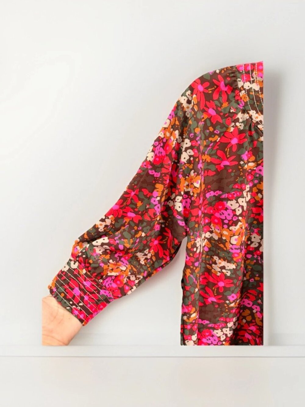 Michelle McDowell Dark Floral Blouse M - Picture 3 of 6